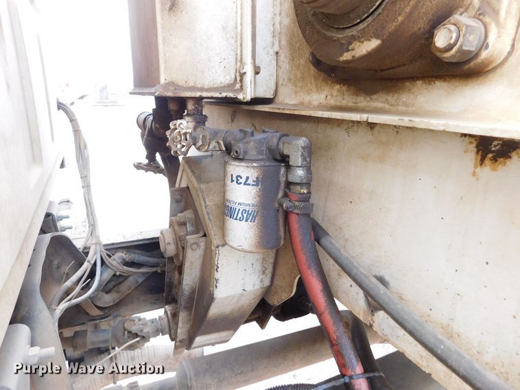 image for item DM2546 1999 Sterling L-Line  feed mixer truck