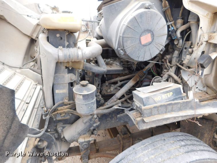 image for item DM2546 1999 Sterling L-Line  feed mixer truck