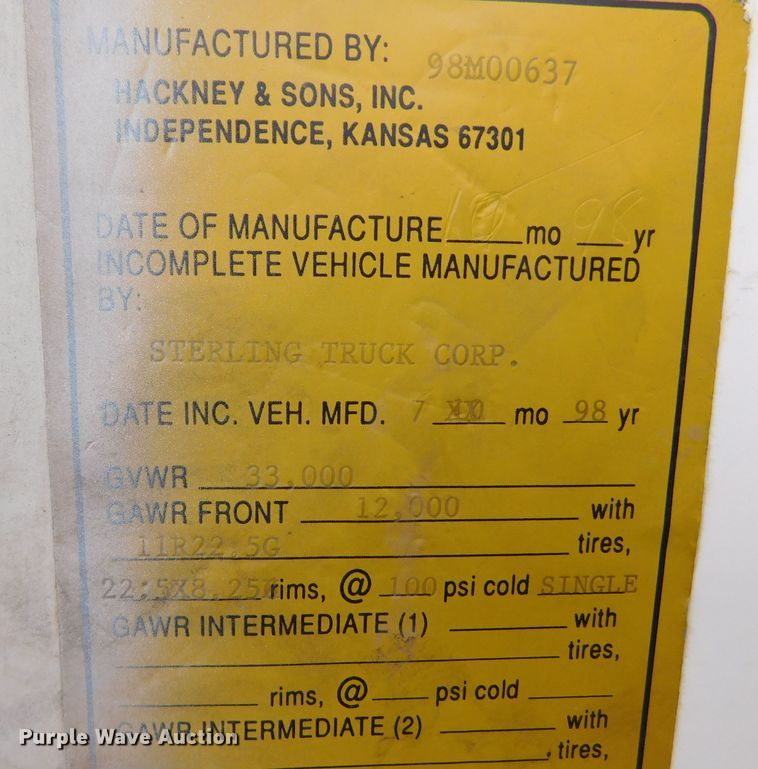 image for item DM2546 1999 Sterling L-Line  feed mixer truck