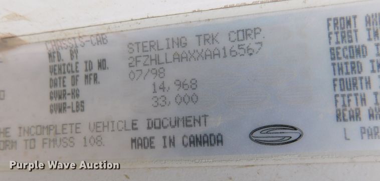 image for item DM2546 1999 Sterling L-Line  feed mixer truck