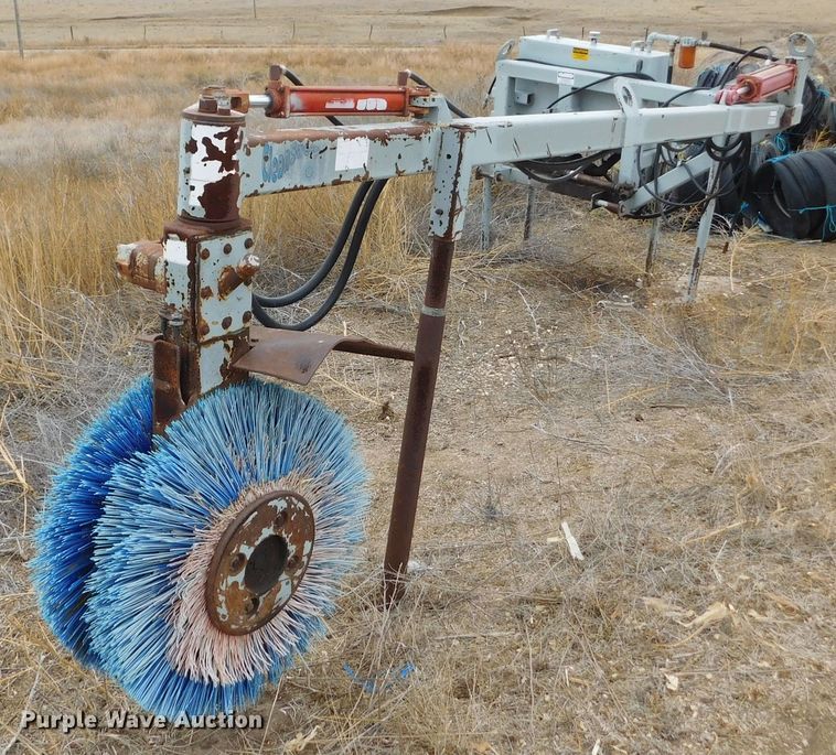 image for item DM2548 Mohrlang CS LH  bunk sweeper