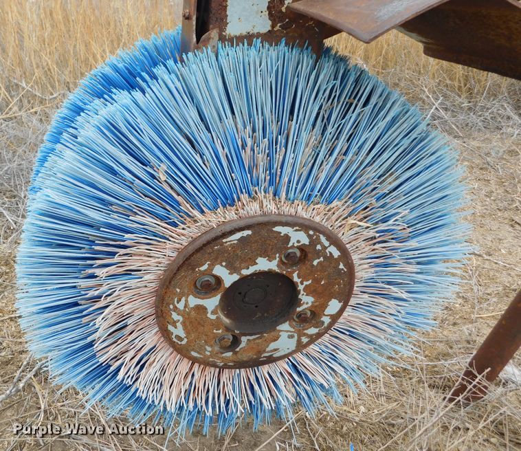 image for item DM2548 Mohrlang CS LH  bunk sweeper