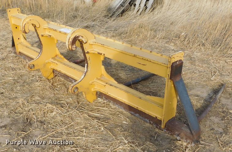 image for item DM2551 44"L bale forks