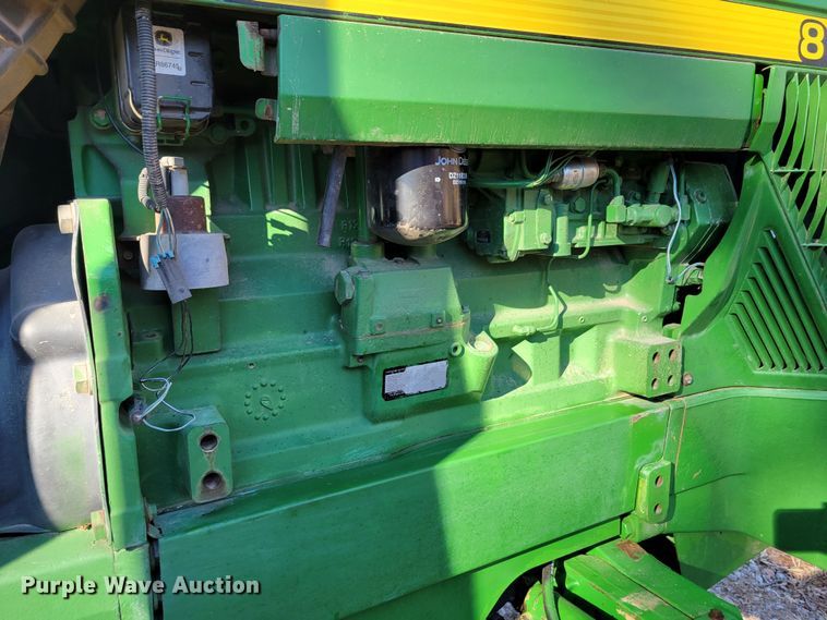 image for item DM8131 1997 John Deere 8200  tractor