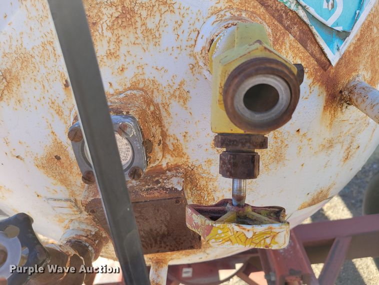 image for item DM8133 NH3 tank