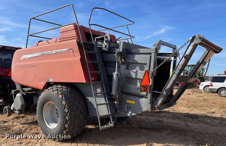 image for item DN4502 2009 Massey Ferguson 2190  large square baler