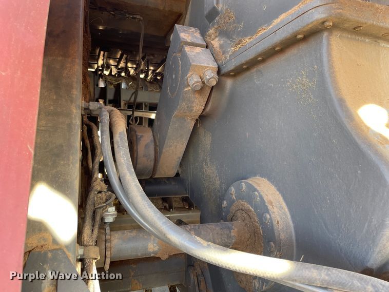 image for item DN4502 2009 Massey Ferguson 2190  large square baler