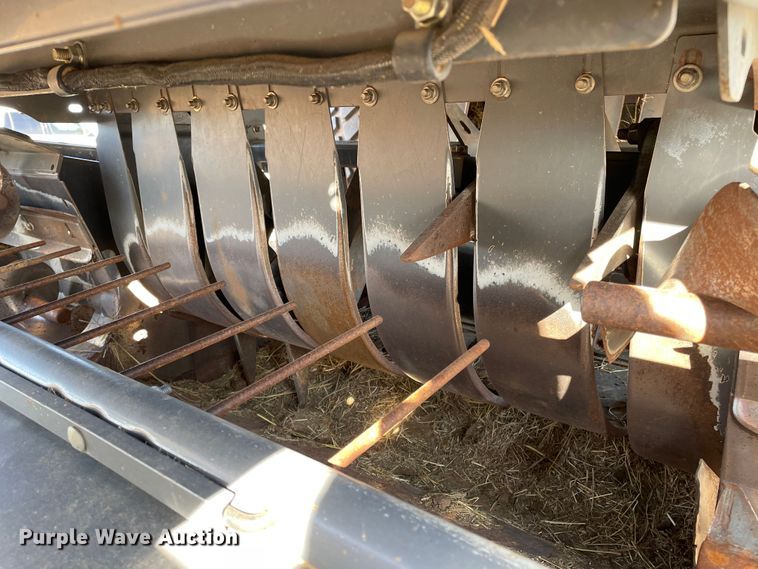 image for item DN4502 2009 Massey Ferguson 2190  large square baler