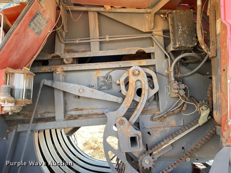 image for item DN4502 2009 Massey Ferguson 2190  large square baler