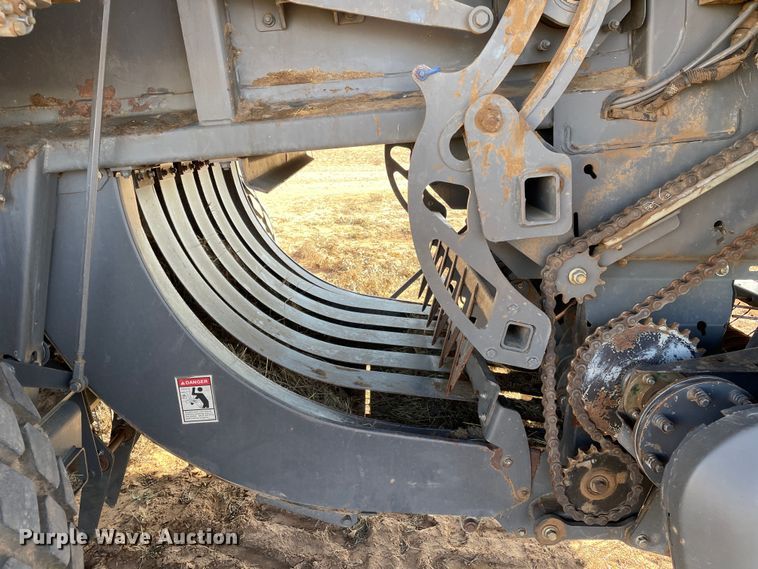 image for item DN4502 2009 Massey Ferguson 2190  large square baler