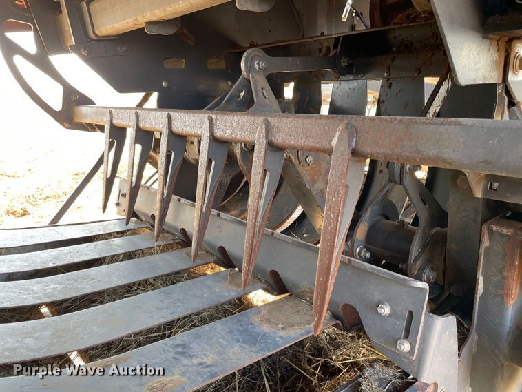 image for item DN4502 2009 Massey Ferguson 2190  large square baler