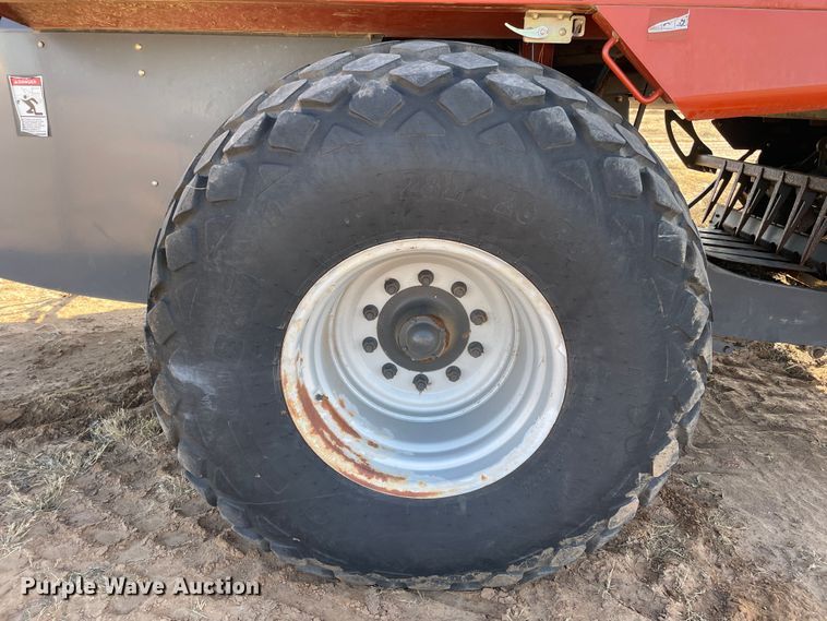 image for item DN4502 2009 Massey Ferguson 2190  large square baler