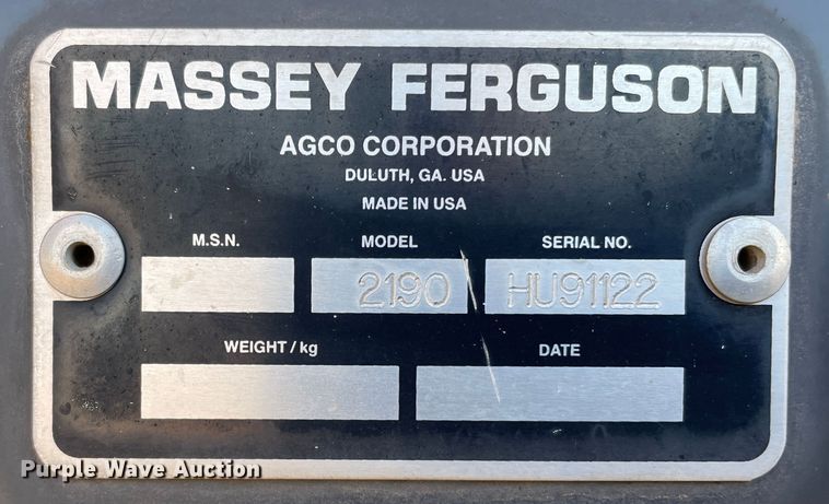 image for item DN4502 2009 Massey Ferguson 2190  large square baler