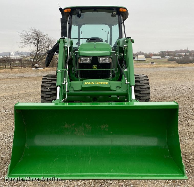 image for item DN8084 2022 John Deere 5065E  MFWD tractor
