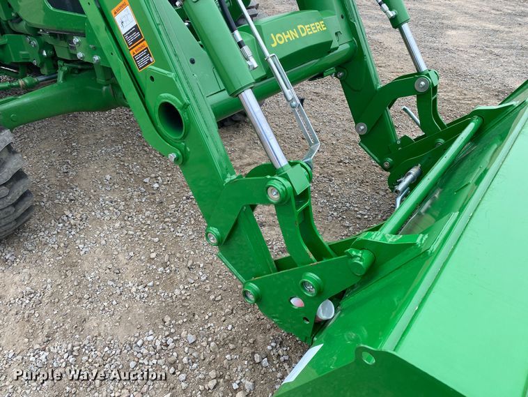 image for item DN8084 2022 John Deere 5065E  MFWD tractor