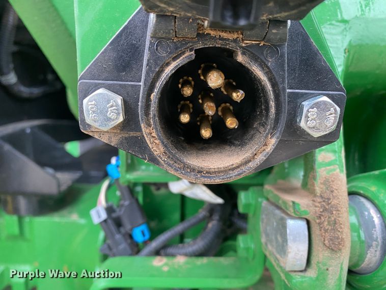 image for item DN8084 2022 John Deere 5065E  MFWD tractor