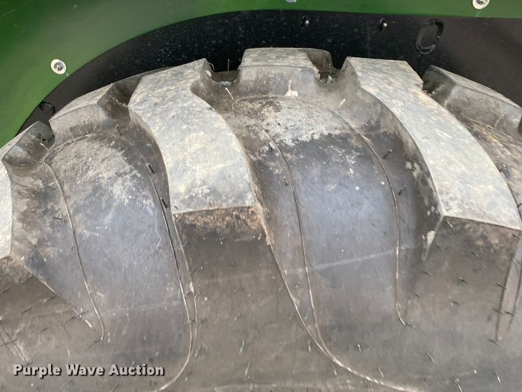 image for item DN8084 2022 John Deere 5065E  MFWD tractor