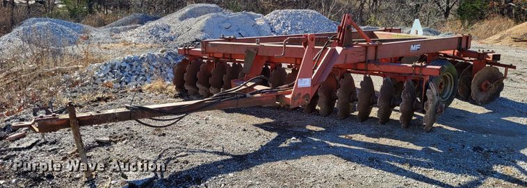 image for item DO3484 Massey Ferguson MF730  off-set disk