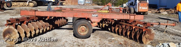 image for item DO3484 Massey Ferguson MF730  off-set disk