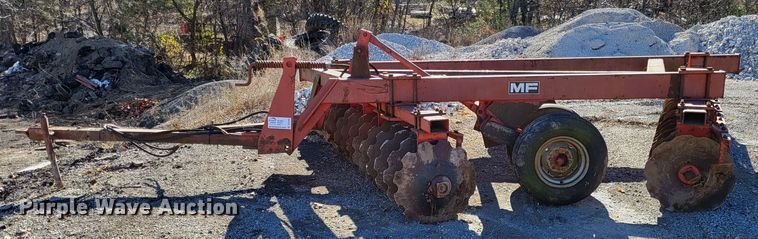 image for item DO3484 Massey Ferguson MF730  off-set disk