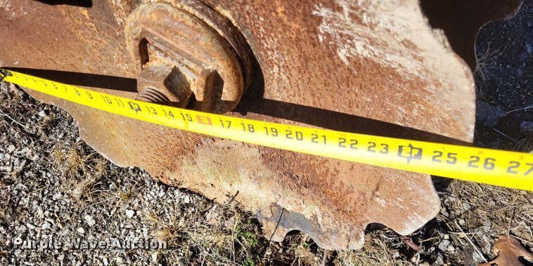 image for item DO3484 Massey Ferguson MF730  off-set disk