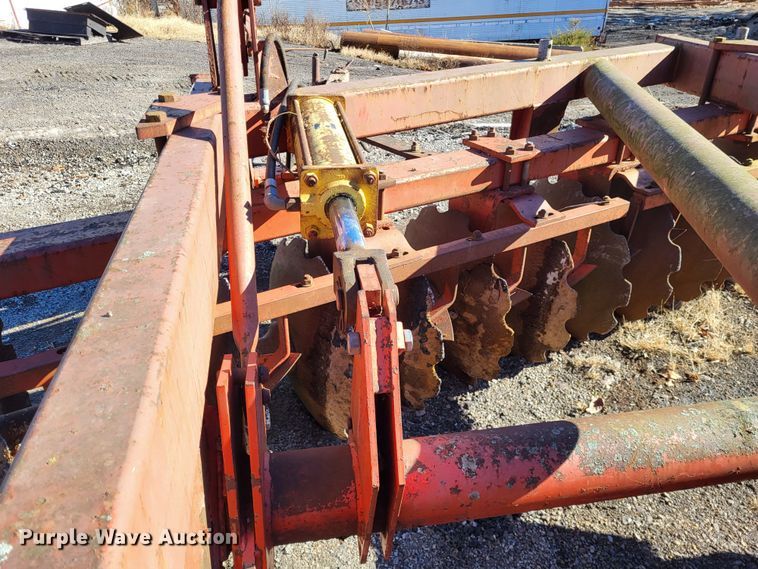 image for item DO3484 Massey Ferguson MF730  off-set disk