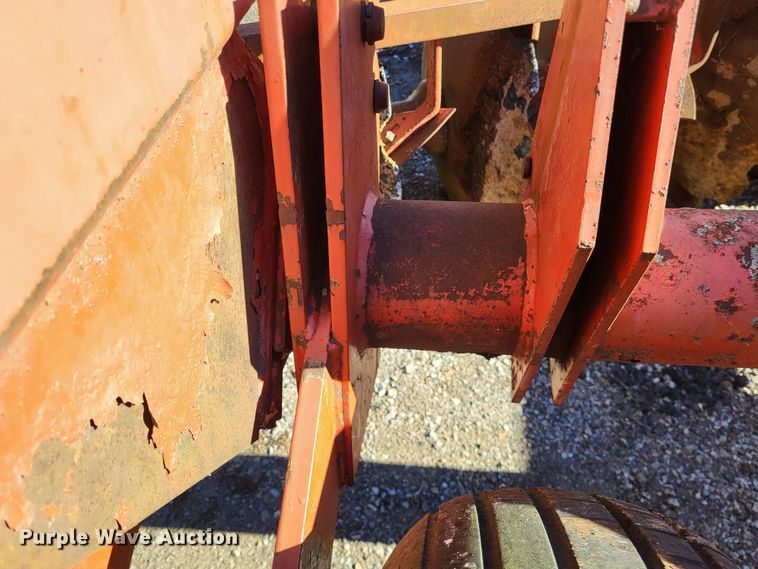 image for item DO3484 Massey Ferguson MF730  off-set disk