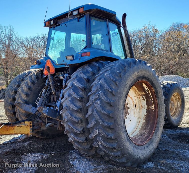 image for item DO3485 1995 Ford 8970  MFWD tractor