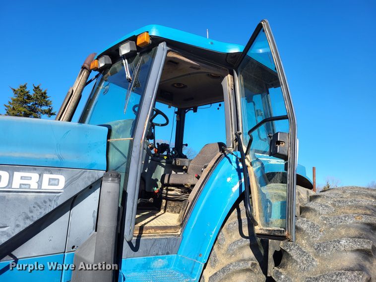 image for item DO3485 1995 Ford 8970  MFWD tractor