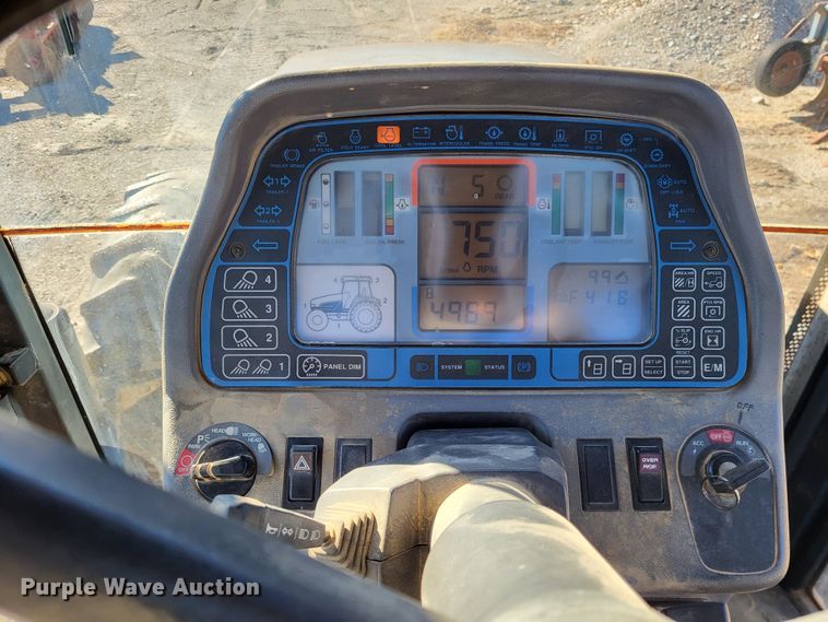 image for item DO3485 1995 Ford 8970  MFWD tractor