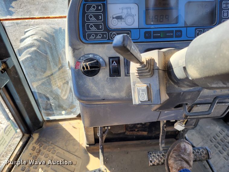 image for item DO3485 1995 Ford 8970  MFWD tractor