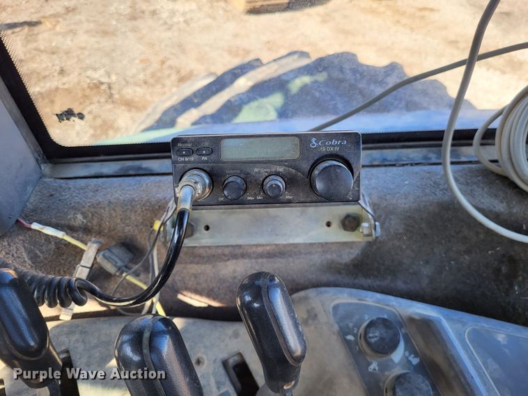 image for item DO3485 1995 Ford 8970  MFWD tractor