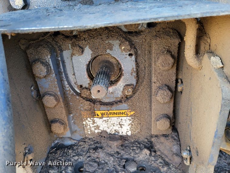 image for item DO3485 1995 Ford 8970  MFWD tractor