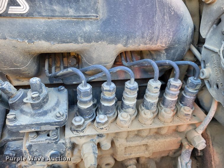 image for item DO3485 1995 Ford 8970  MFWD tractor