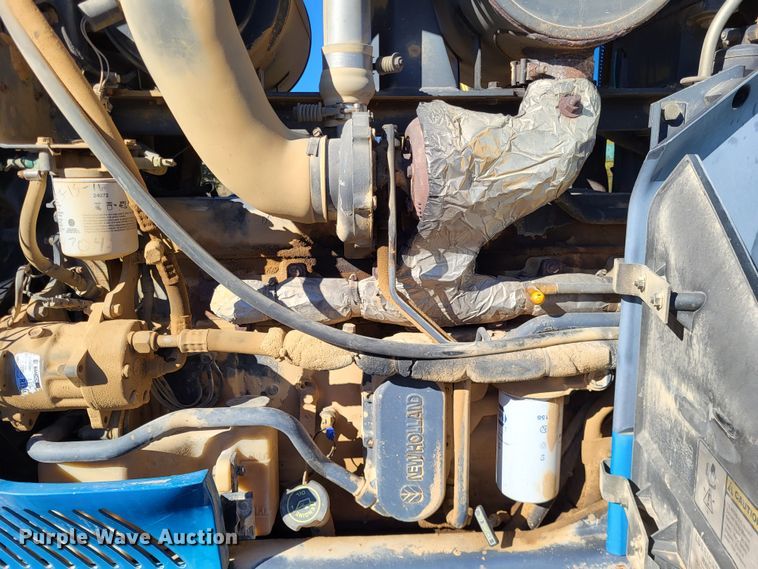 image for item DO3485 1995 Ford 8970  MFWD tractor