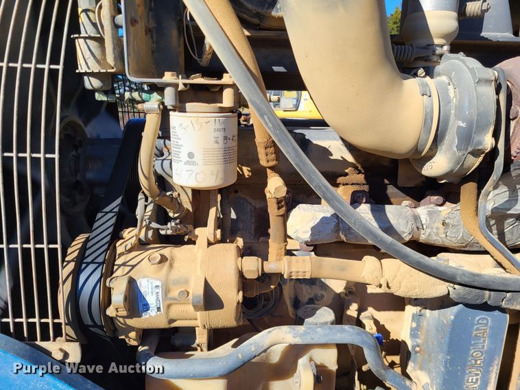 image for item DO3485 1995 Ford 8970  MFWD tractor