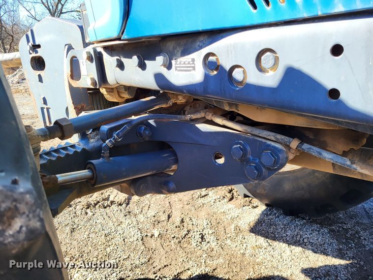 image for item DO3485 1995 Ford 8970  MFWD tractor