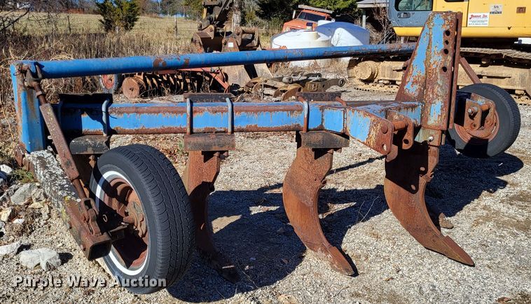 image for item DO3489 V-ripper