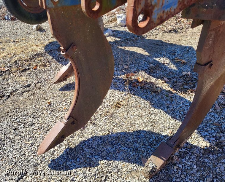 image for item DO3489 V-ripper