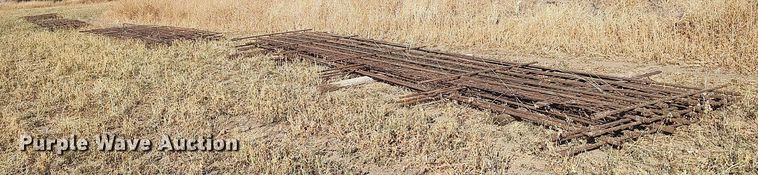 image for item DO3674 (21) fence panels