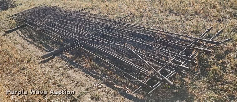 image for item DO3674 (21) fence panels