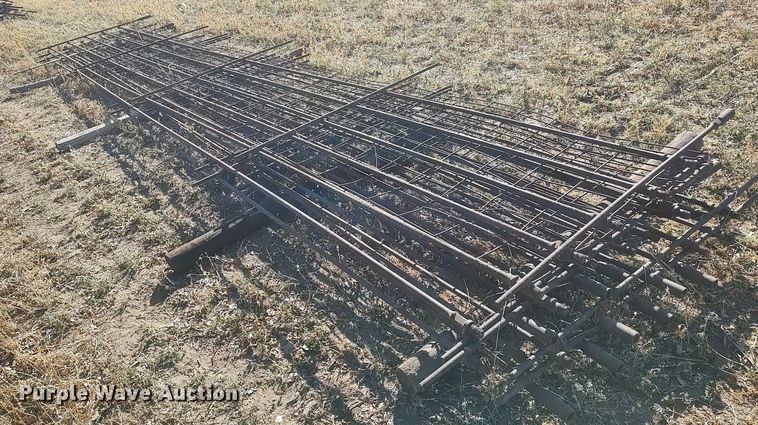 image for item DO3674 (21) fence panels