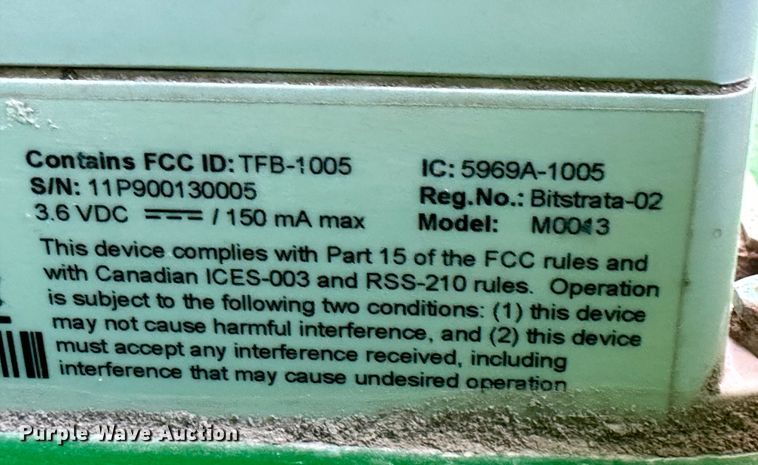 image for item DO3675 2017 Demco 1102  grain cart