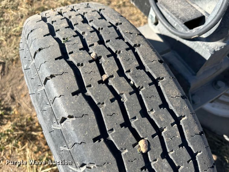 image for item DO3682 Maurer  header trailer