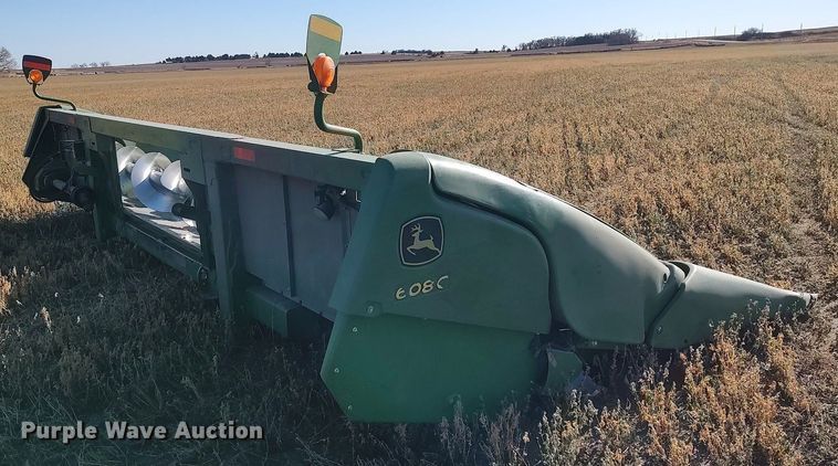 image for item DO3683 2012 John Deere 608C  corn head