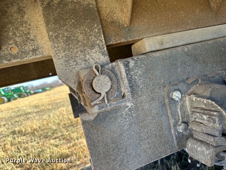 image for item DO3685 1982 Kenworth K100  grain truck