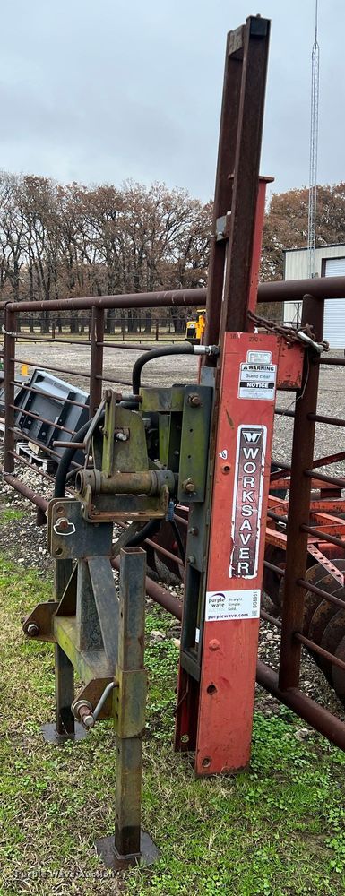 image for item DO8951 WorkSaver HDP-16  post driver