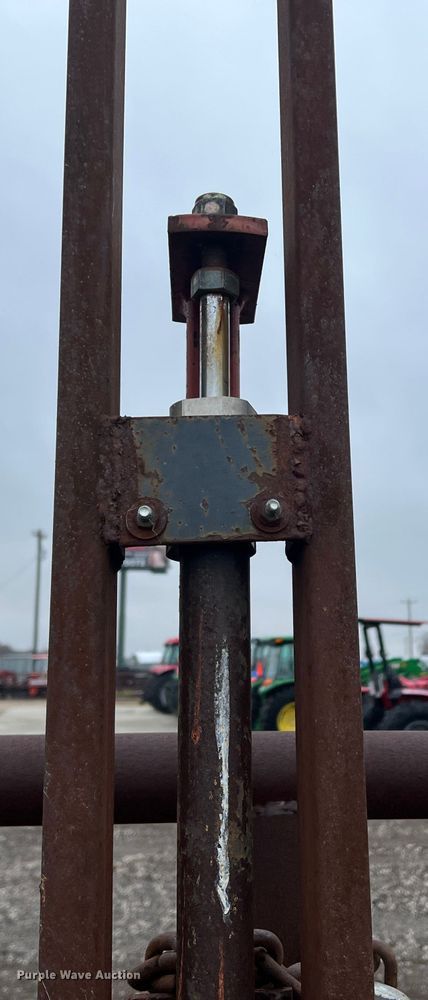 image for item DO8951 WorkSaver HDP-16  post driver