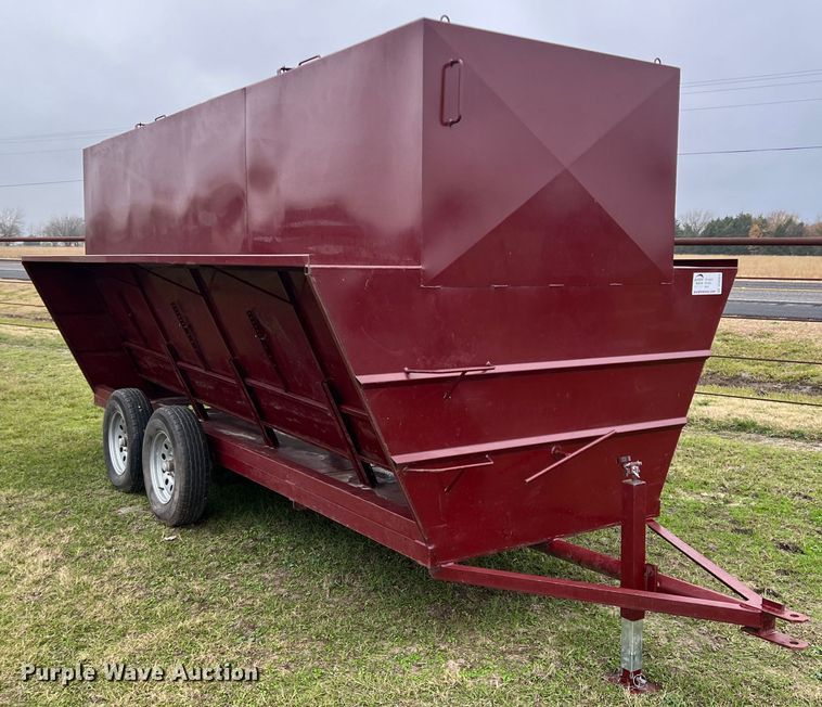 image for item DO8954 Hooten  creep feeder