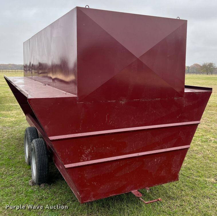 image for item DO8954 Hooten  creep feeder